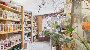 Photo 25- click for photo gallery